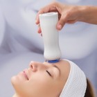 Produsele de cosmetică medicală Dr. Kleanthous au fost lansate în România 
