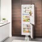 Fără compromisuri în design-ul bucătăriei - frigiderul incorporabil ICBN 3366 de la Liebherr  