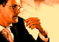 Bărbaţii neraşi şi tocilarii, preferaţii femeilor