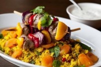 Kebab de miel cu sos marinat Guinness